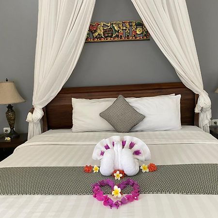 Puri Wirata Dive Resort And Spa Amed Exterior photo
