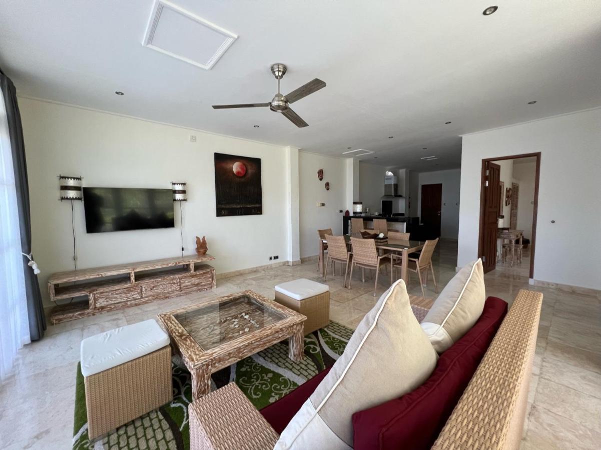 Puri Wirata Dive Resort And Spa Amed Exterior photo