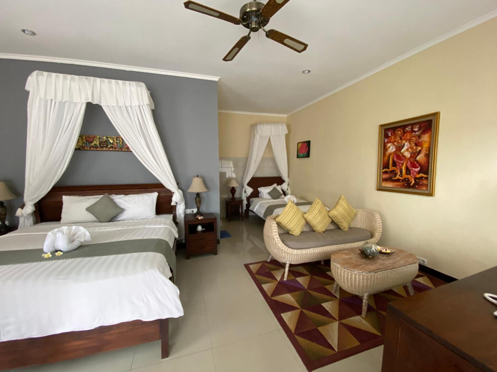 Puri Wirata Dive Resort And Spa Amed Exterior photo